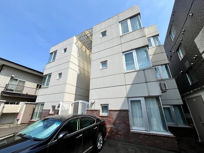 物件外観写真1　(外観写真)