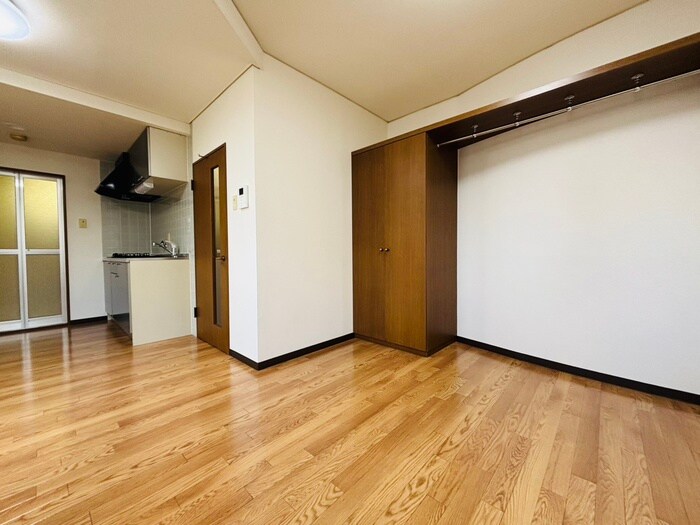 物件内観写真11　(居室)