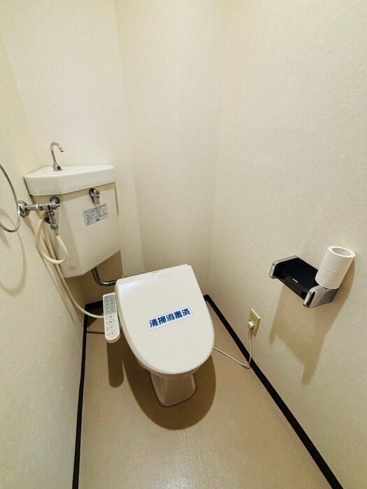 物件内観写真17　(トイレ)