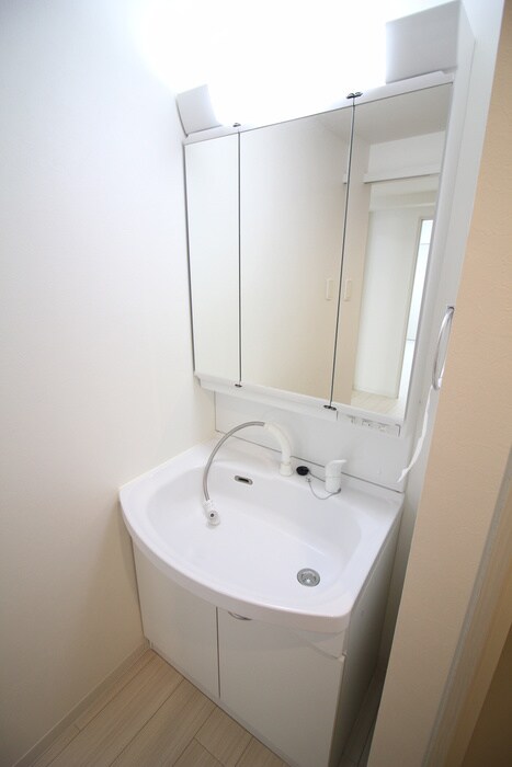 物件内観写真16　(洗面)