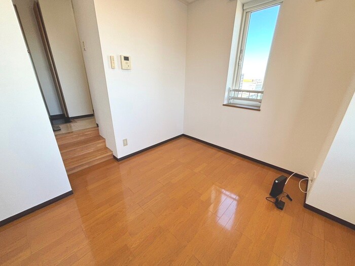 物件内観写真5　(居室)