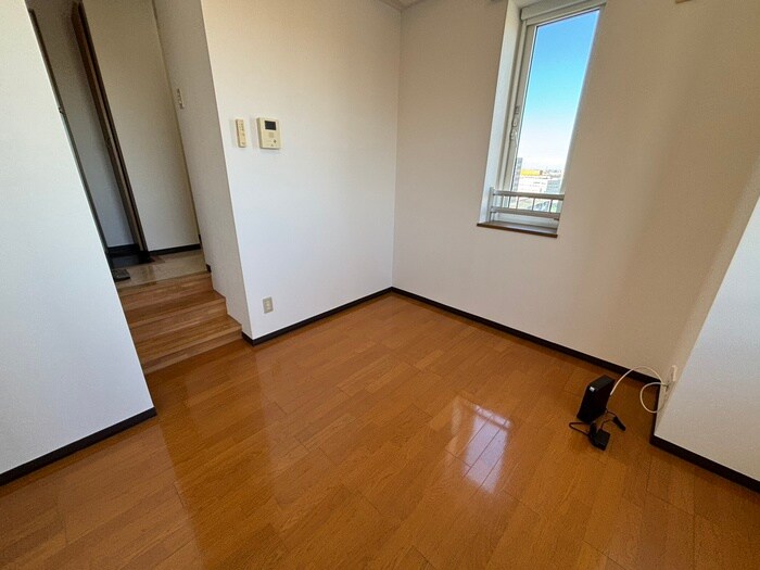 物件内観写真5　(居室)