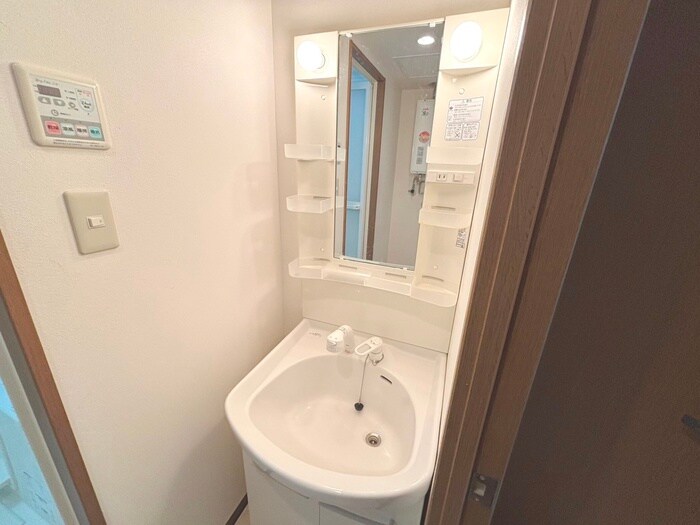 物件内観写真10　(洗面)