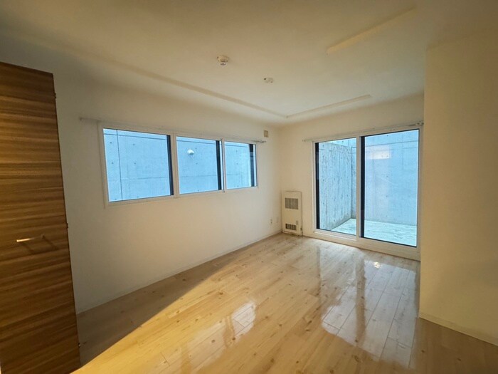 物件内観写真14　(居室)