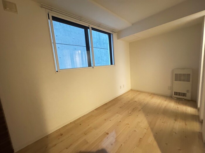 物件内観写真15　(居室)