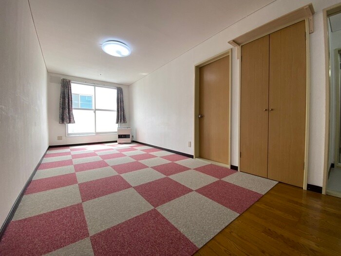 物件内観写真11　(居室)