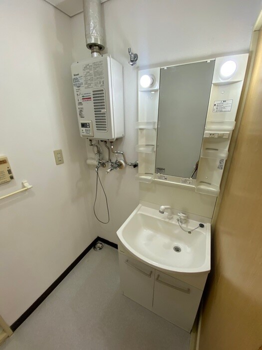 物件内観写真17　(洗面)