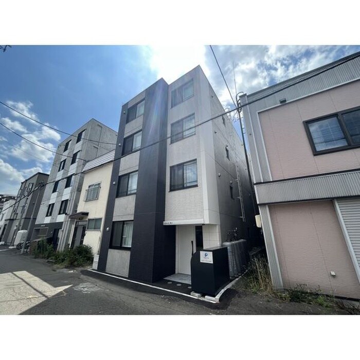 物件外観写真1　(外観写真)