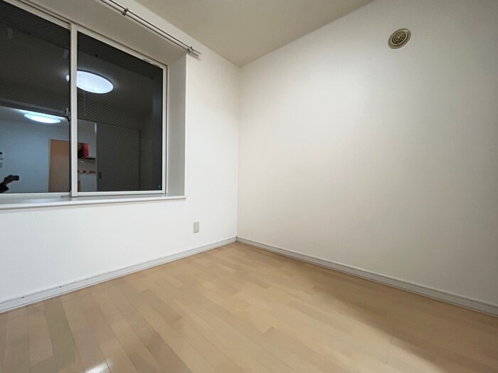 物件内観写真5　(居室)