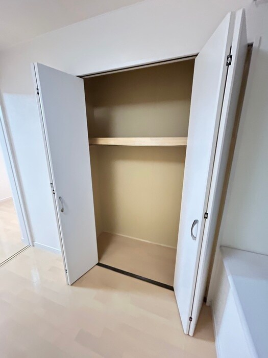 物件内観写真11　(収納)