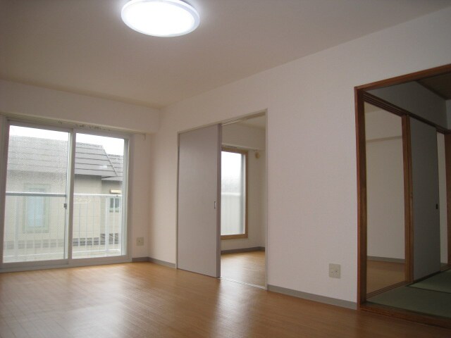 物件内観写真7　(内観写真)