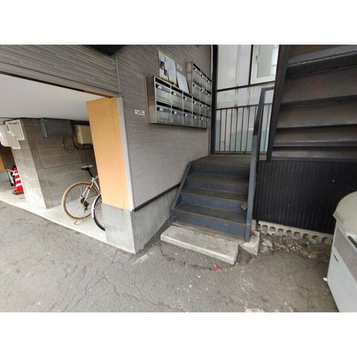 物件外観写真2　(外観写真)