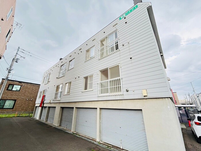 物件外観写真2　(外観写真)