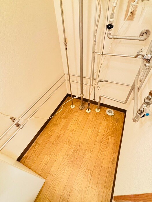 物件内観写真17　(洗濯機置場)