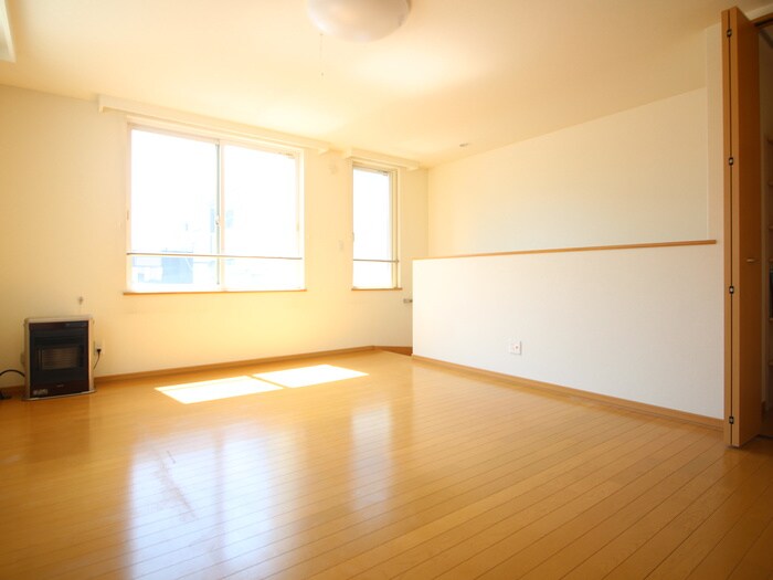 物件内観写真2　(居室)