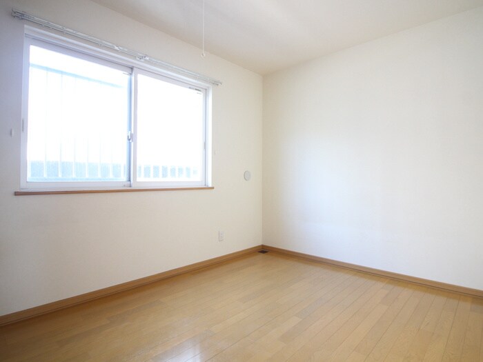 物件内観写真12　(居室)