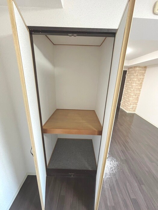 物件内観写真10　(収納)