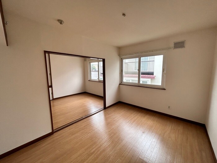 物件内観写真10　(居室)