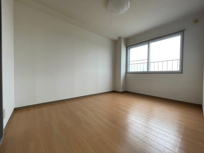 物件内観写真5　(居室)