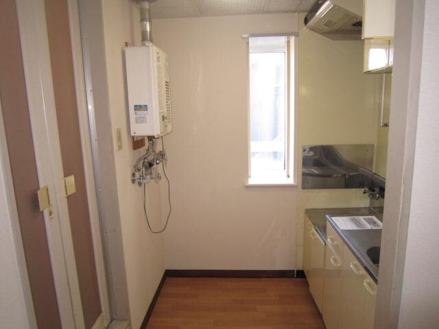 物件内観写真10　(居室)