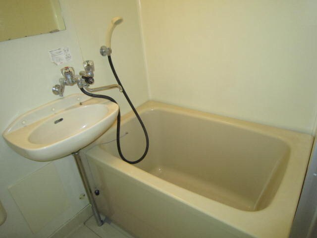 物件内観写真12　(バス／シャワールーム等)