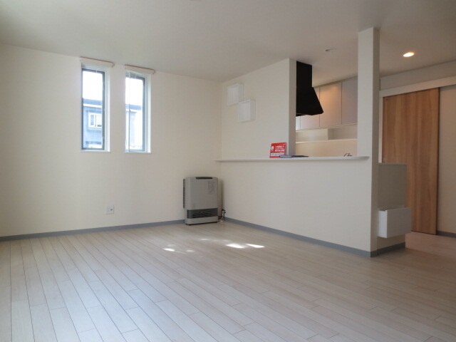 物件内観写真4　(居室)