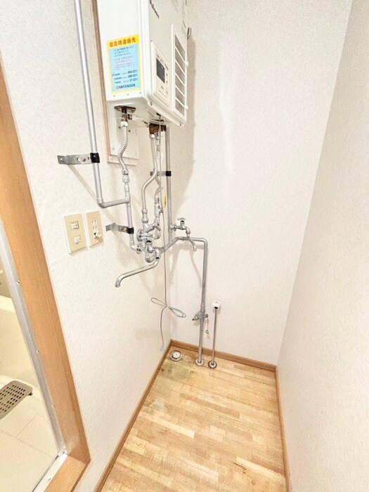 物件内観写真22　(洗濯機置場)