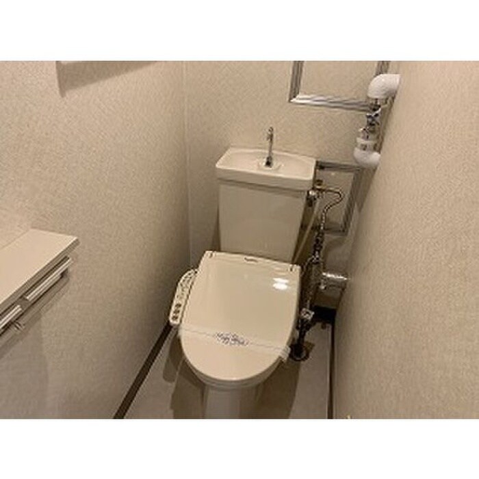 物件内観写真9　(トイレ)