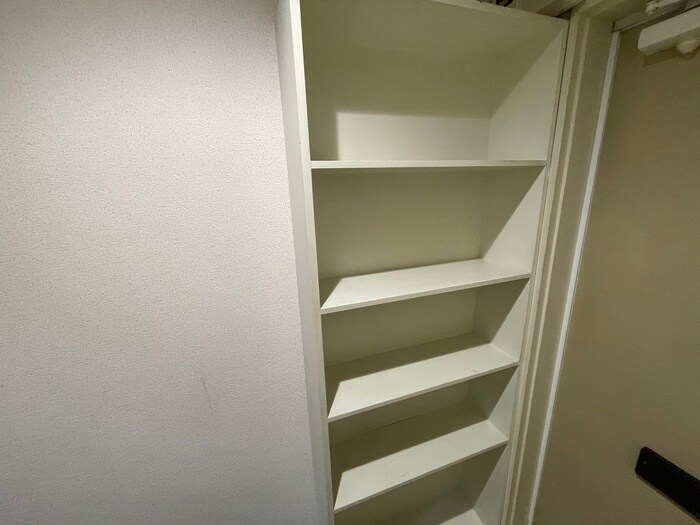 物件内観写真9　(靴箱)