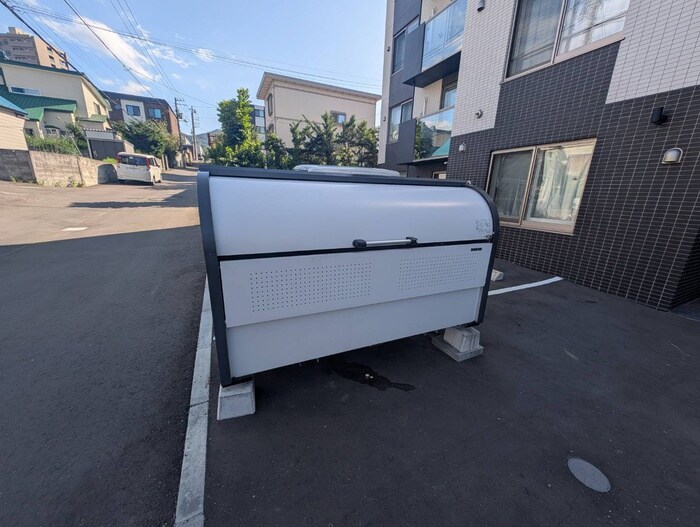 物件外観写真3　(建物設備)