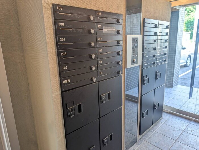 物件外観写真6　(建物設備)