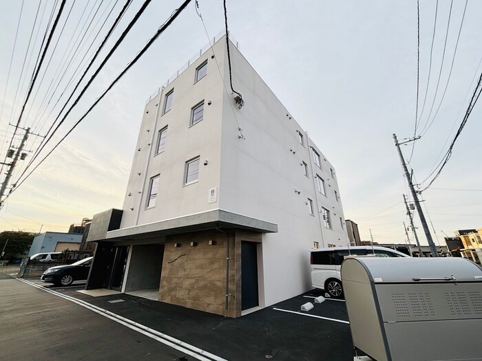 物件外観写真1　(外観写真)