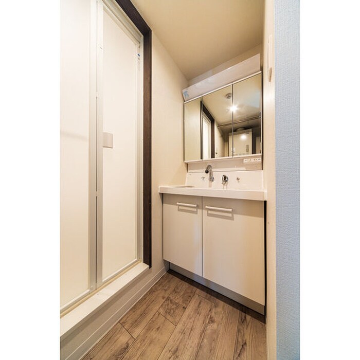 物件内観写真12　(洗面)