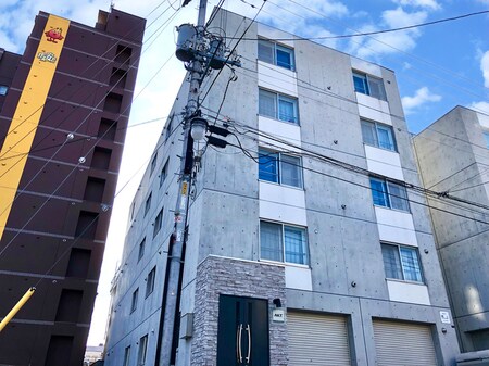 ＡＫＴ月寒中央外観写真