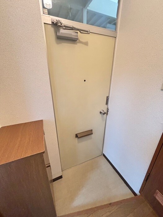 物件内観写真20　(玄関)