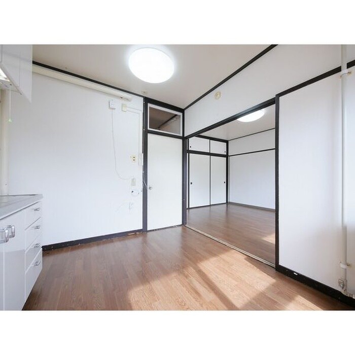 物件内観写真7　(居室)