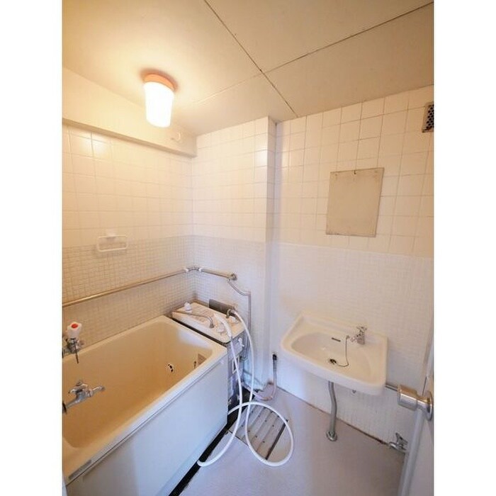 物件内観写真9　(バス／シャワールーム等)