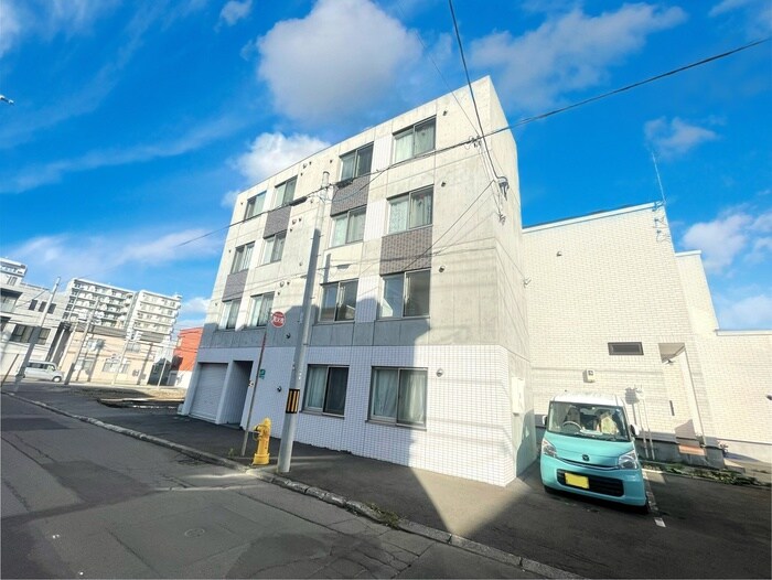 物件外観写真3　(外観写真)