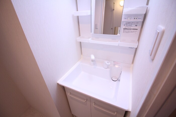 物件内観写真13　(洗面)