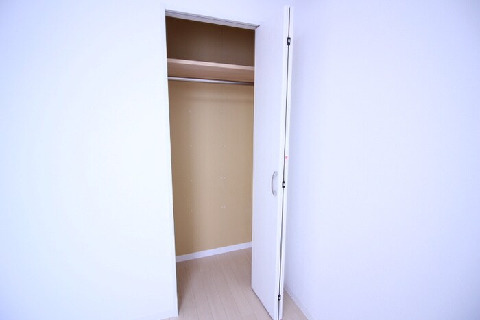 物件内観写真18　(収納)