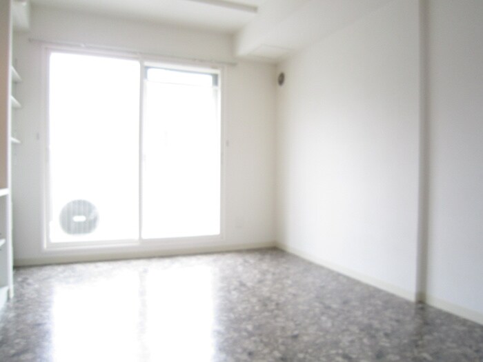 物件内観写真5　(居室)