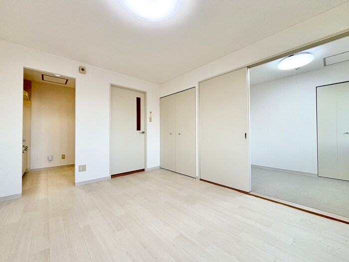 物件内観写真9　(居室)