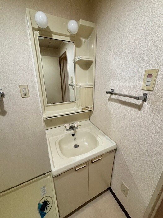 物件内観写真17　(洗面)