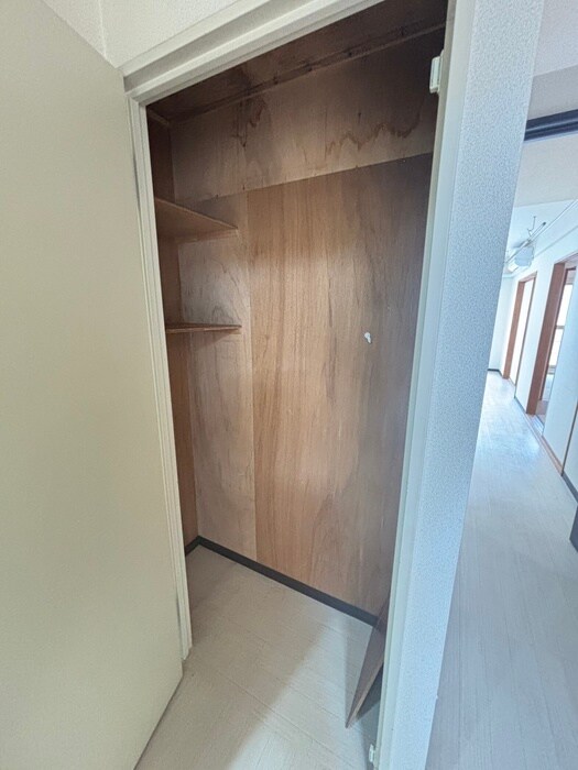 物件内観写真18　(収納)