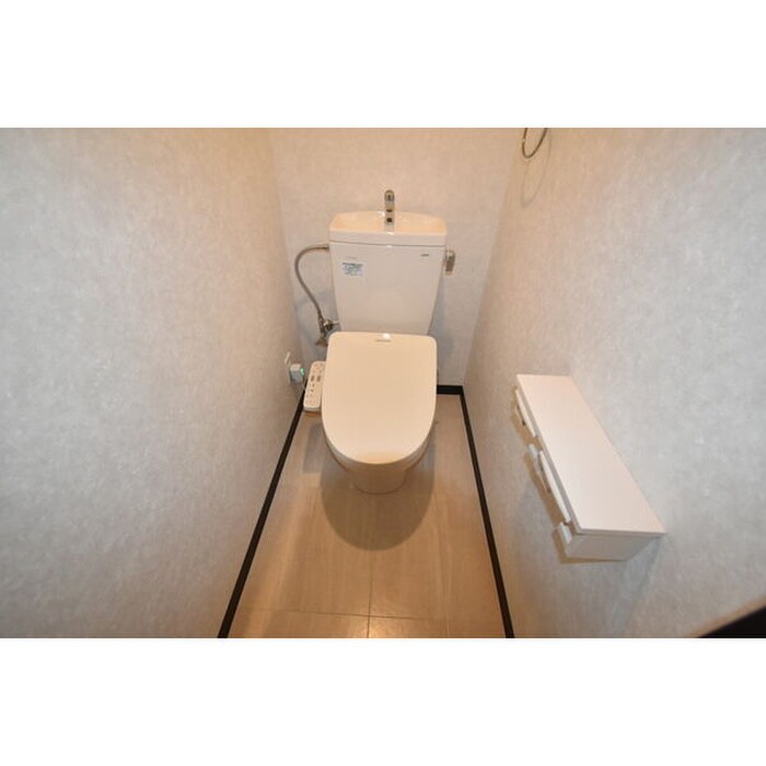 物件内観写真14　(トイレ)