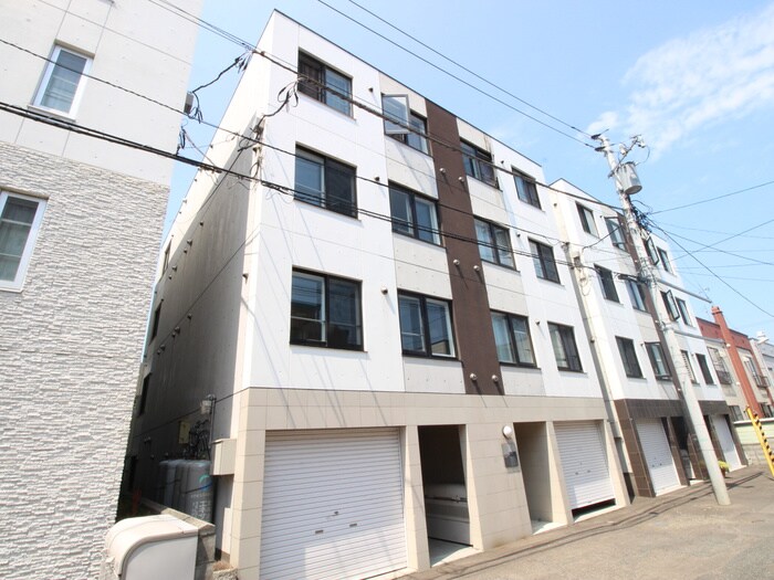 物件外観写真2　(外観写真)