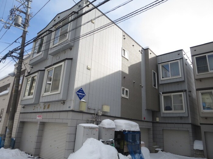 物件外観写真1　(外観写真)