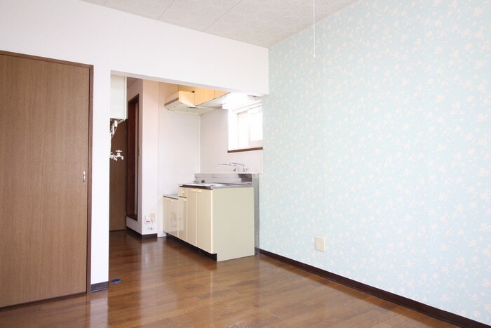 物件内観写真9　(居室)