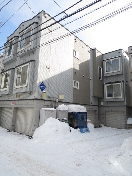 物件外観写真4　(外観写真)