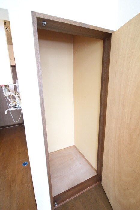 物件内観写真11　(収納)